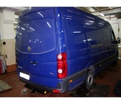 Установка съемного фаркопа ARAGON E4107GS на автомобиль VW CRAFTER