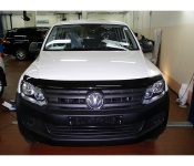 Установка алюминиевых порогов CAN OTOMOTIVE модель Alyans на автомобиль VW AMAROK