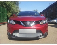 Решетка на радиатор для автомобиля Ниссан Qashqai 2014- chrome. ZR.NIS.QAS.14.c