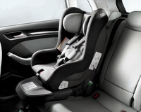 004L0019903AEUR Детское сиденье с ISOFIX Audi Accessories от 9 до 18 кг (приблизительно от 1 до 4 лет) цвет серо-черный