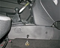 Бесштыревой блокиратор ДРАГОН на автомобиль CHEVROLET AVEO (2010-2011) 1.4 мех. КП