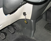 Бесштыревой блокиратор ДРАГОН на автомобиль FORD TOURNEO CUSTOM (2013-) мех. КП