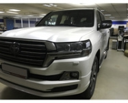 TOYOTA LC200. Установили автозапуск PANDORA 3910PRO, блокиратор РВ BlockLock, дефлектора на окна EGR.