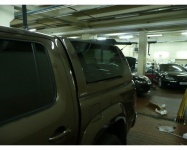 Установка оригинального кунга Road Ranger 602117Q4Q цвет TOFFEE. Установка порогов TCC  