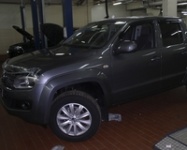 VW AMAROK цвет серый. Установка дефлекторов окон и капота EGR, блокиратора КПП Mul-T-Lock