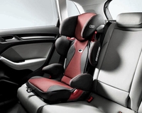 004L0019904B Детское сиденье Audi Youngster plus Audi Accessories от 15 до 36 кг (примерно 3–15 лет) цвет красно-черный