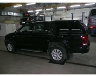 Установка на VW Amarok Кунг Road Ranger RH4 Special, цвет черный.