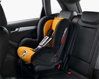 004L0019902EUR Детское сиденье с ISOFIX Audi Accessories от 9 до 18 кг (приблизительно от 1 до 4 лет) цвет оранжево-черный