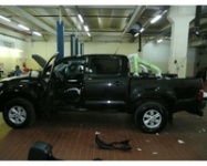 Toyota Hilux установка крышки кузова EGR с дугой, замка КПП Мултилок - фотоотчет
