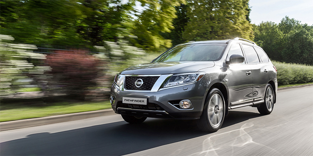 nissan-pathfinder_www_capzap_ru2.JPG