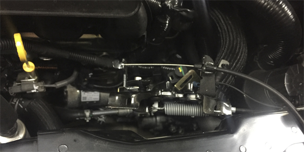 avtomobil-nissan-xtrail-2019g-v-klient-zakazal-mekhanicheskiy-blokirator-kapota-i-blokirator-akpp-po_620-4.JPG
