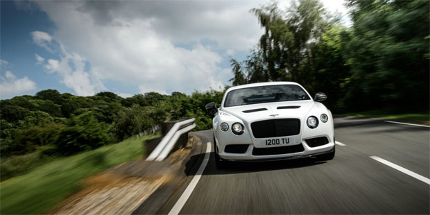 bentley-continental-gt3-r_www_capzap_ru.jpg